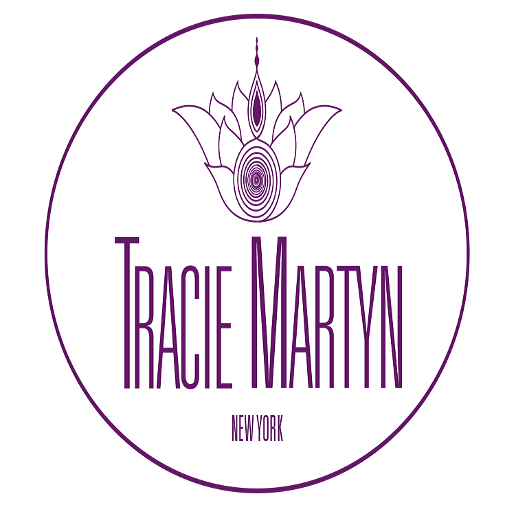 Tracie Martyn Logo